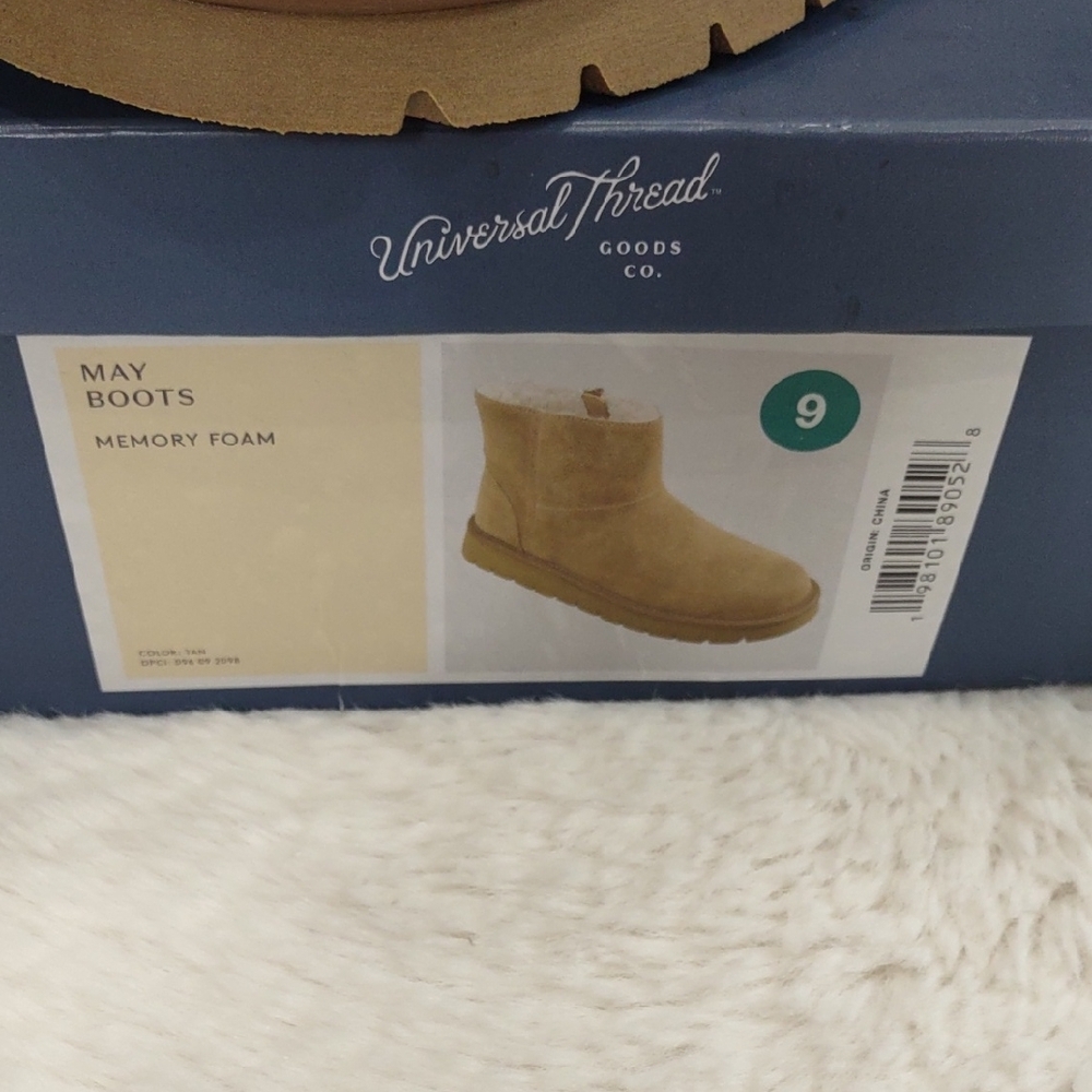 Universal Thread May Boots,Momory Foam, Size 9. - Picture 10 of 17